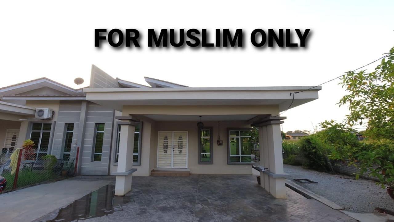 Auni Homestay Kuala Terengganu Exterior foto